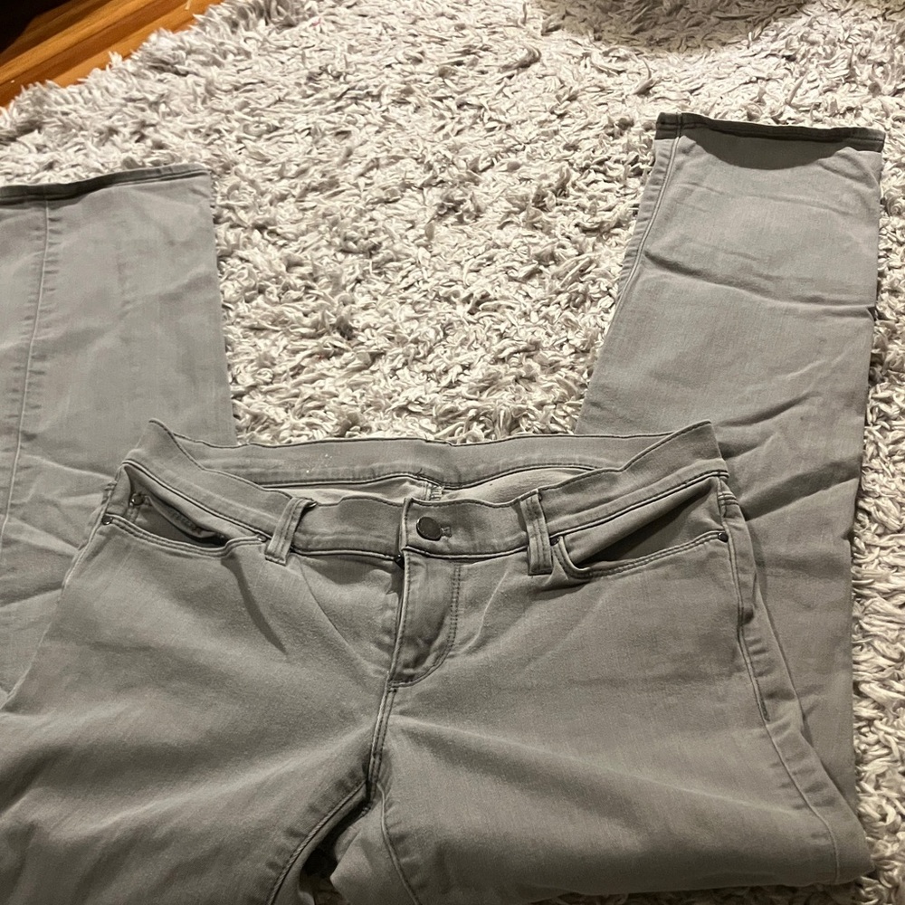 Ann Taylor Modern Fit Women’s Light Gray Denim Jeans 8